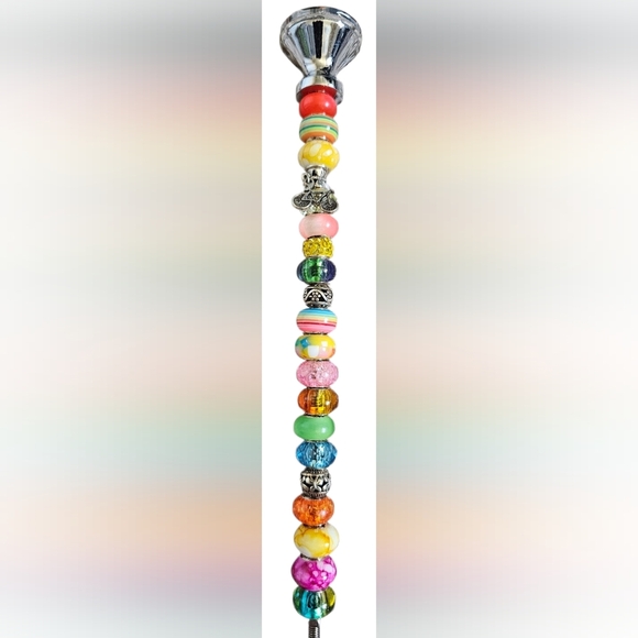 Handmade 4 Piece Colorful Beaded Plant Stakes!, New! - Picture 4 of 8